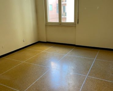 ALBENGA QUADRILOCALE ZONA CENTRALISSIMA € 180.000 TRATTABILI